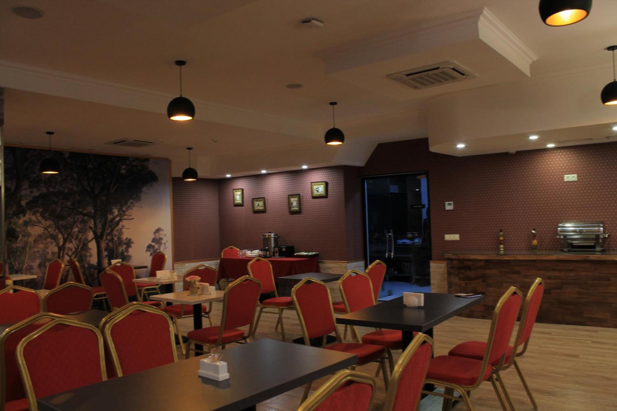 Redline Hotel Tbilisi Ngoại thất bức ảnh