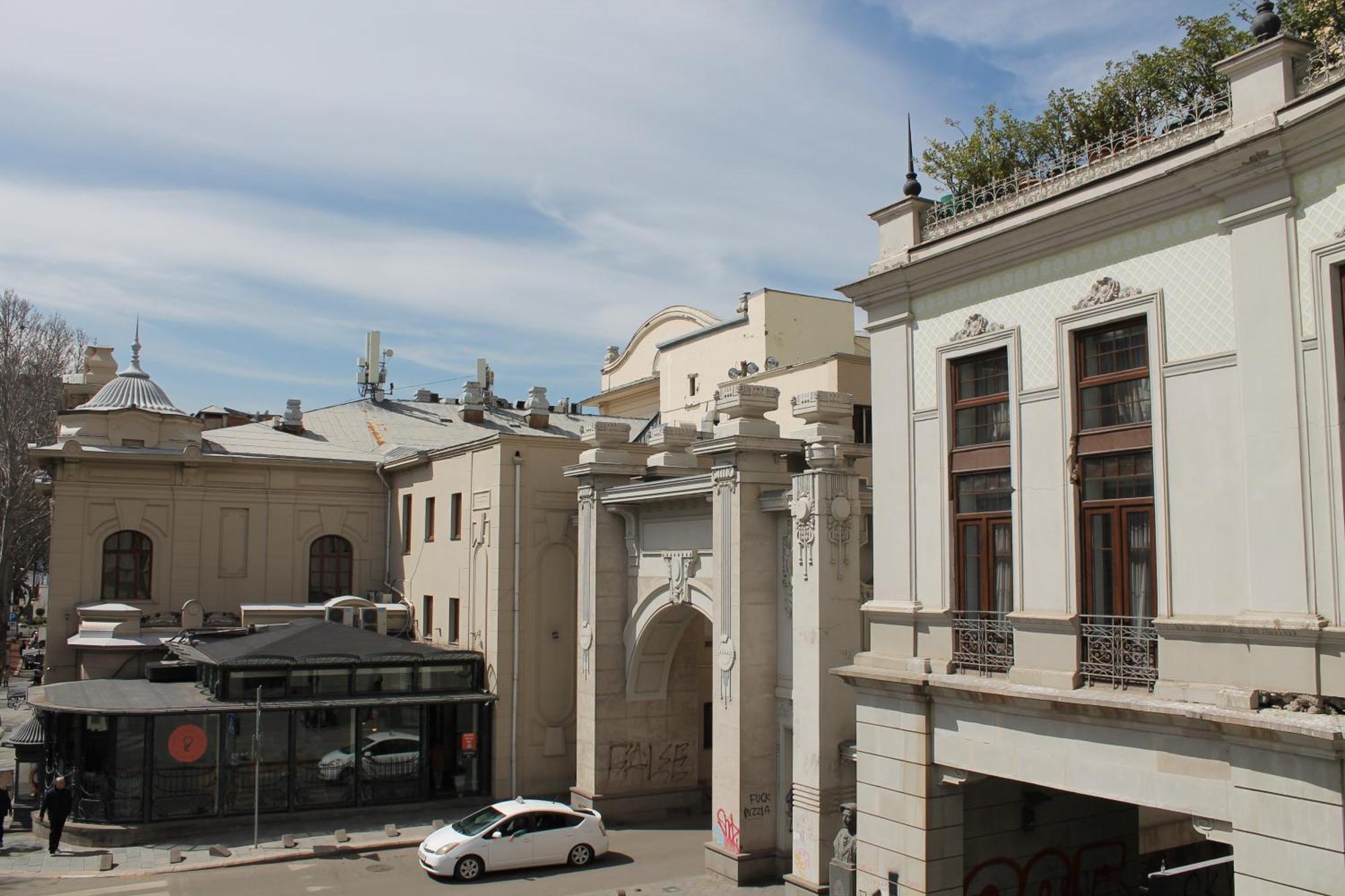Redline Hotel Tbilisi Ngoại thất bức ảnh