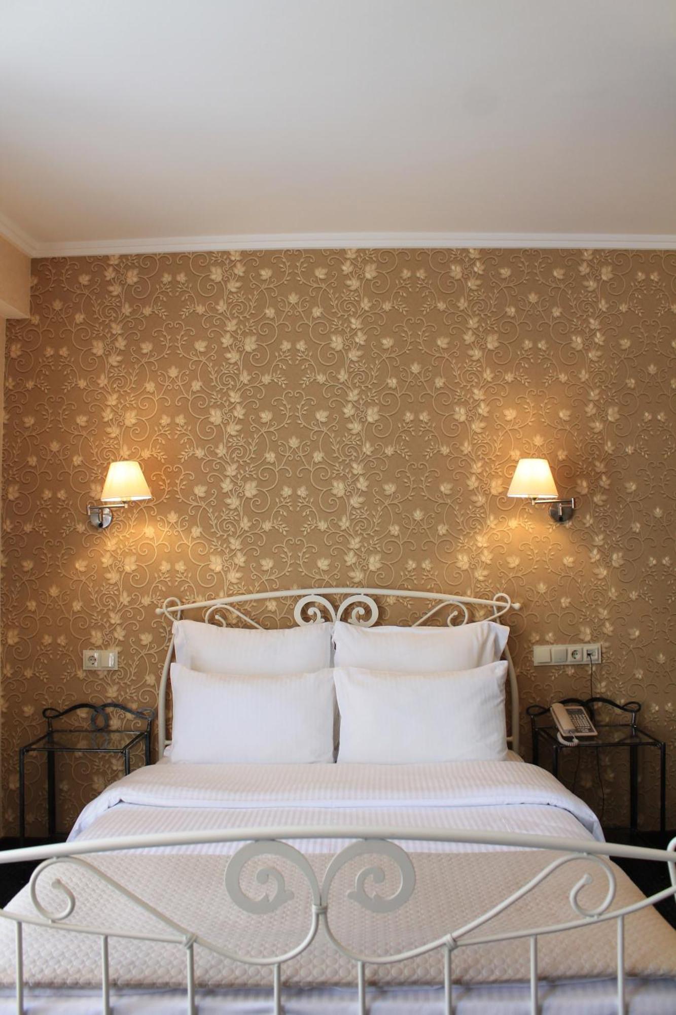 Redline Hotel Tbilisi Ngoại thất bức ảnh