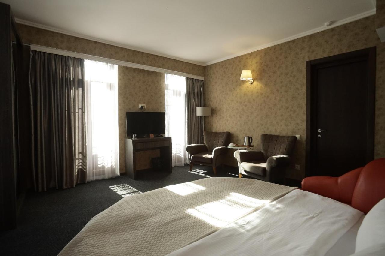 Redline Hotel Tbilisi Ngoại thất bức ảnh