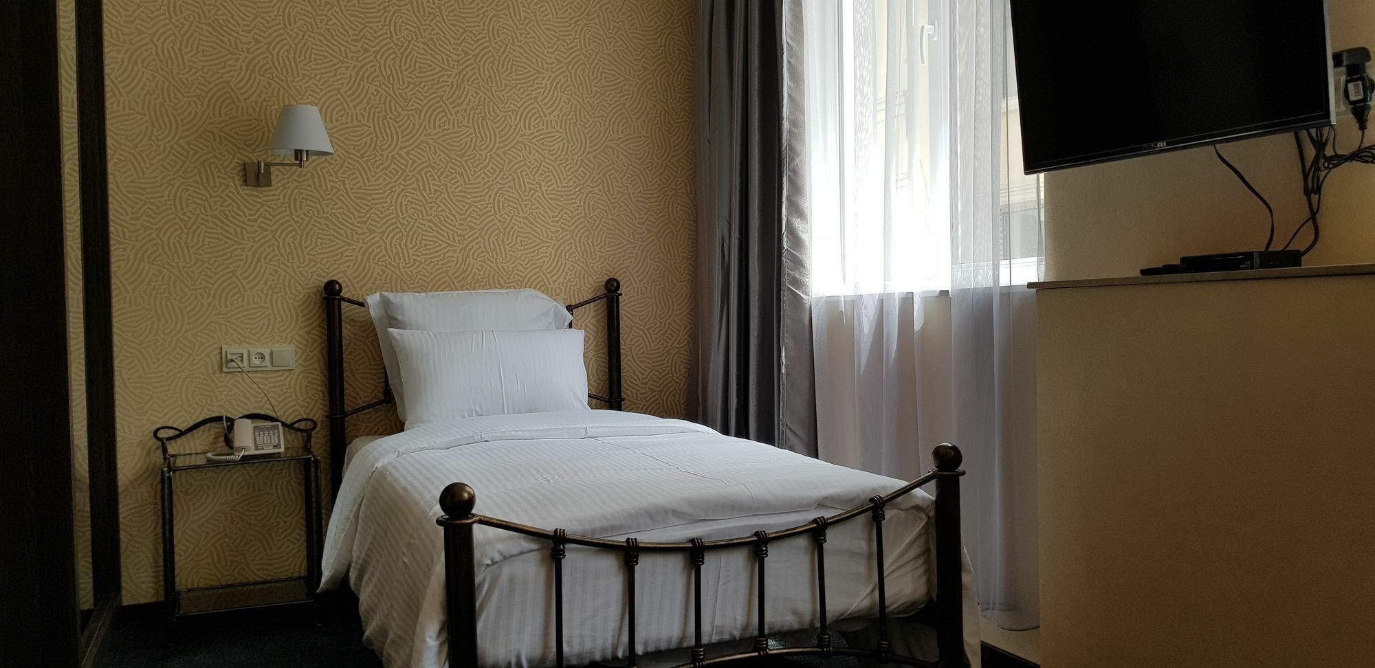 Redline Hotel Tbilisi Ngoại thất bức ảnh